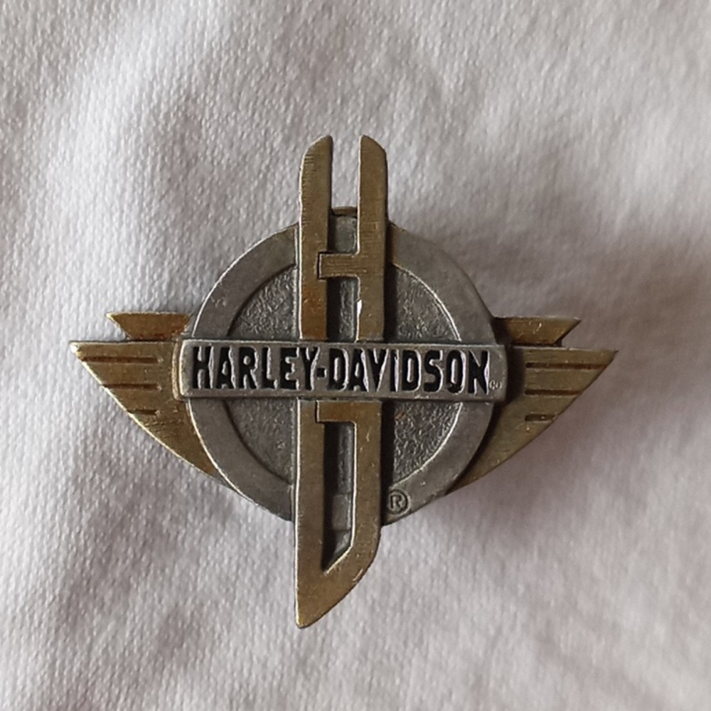 Harley Davidson pin for man or woman!